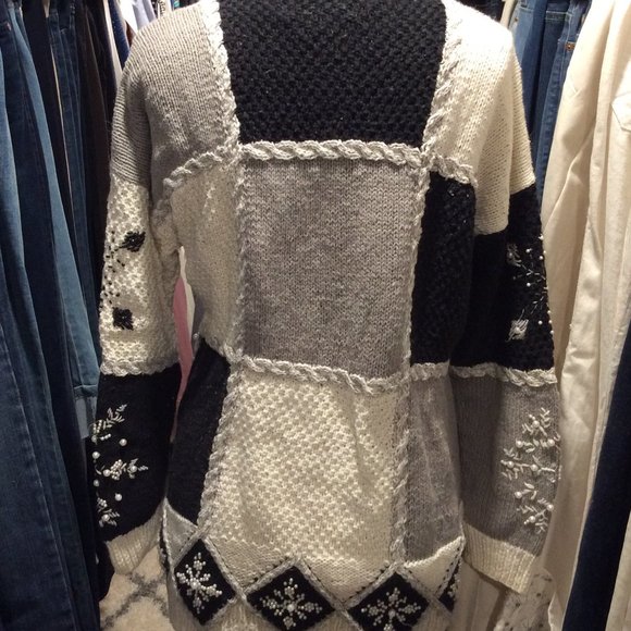 Hand Knitted Vintage Oversize Funnel Neck Sweater - Picture 12 of 16